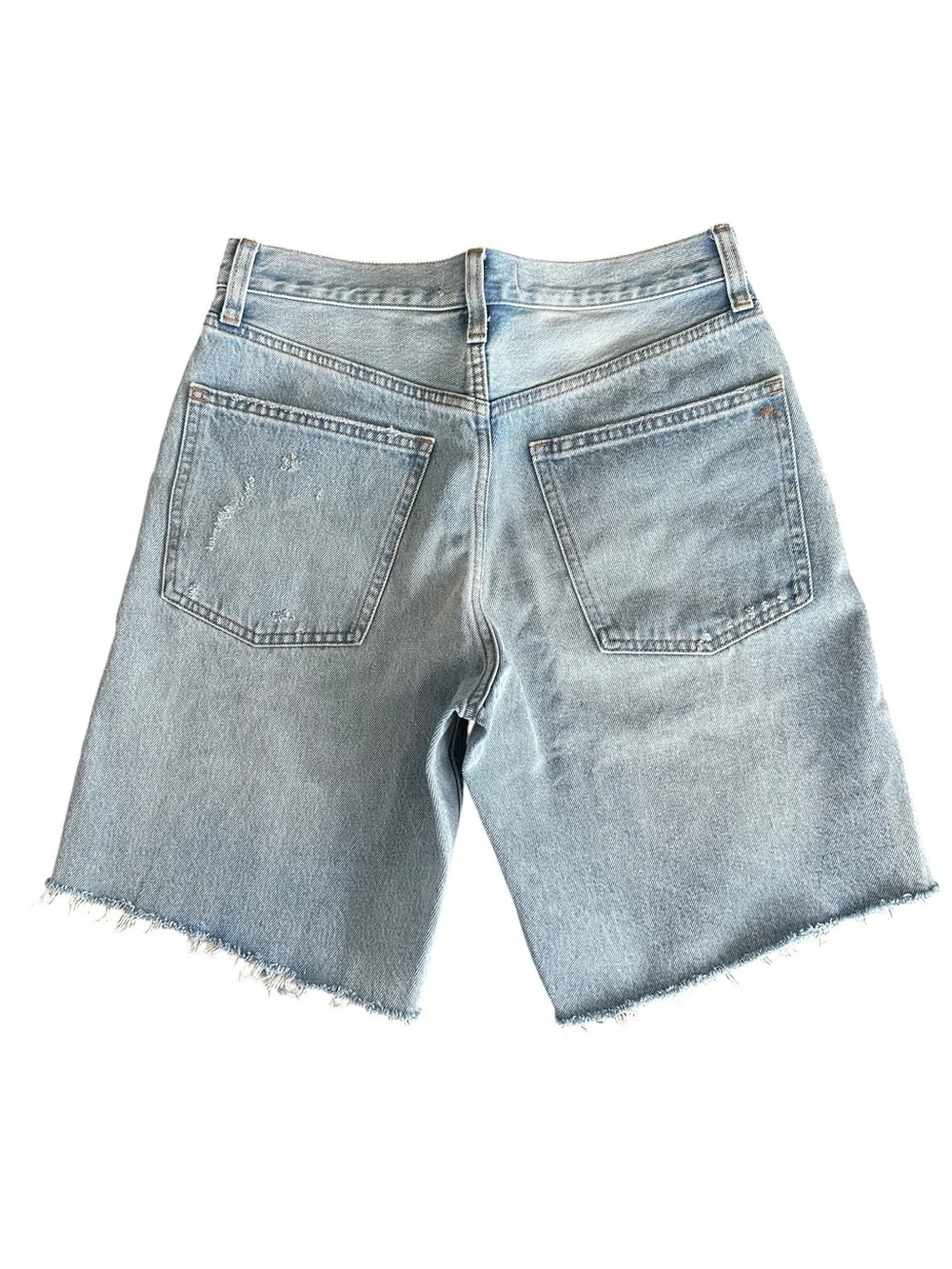 Madewell reposhing this